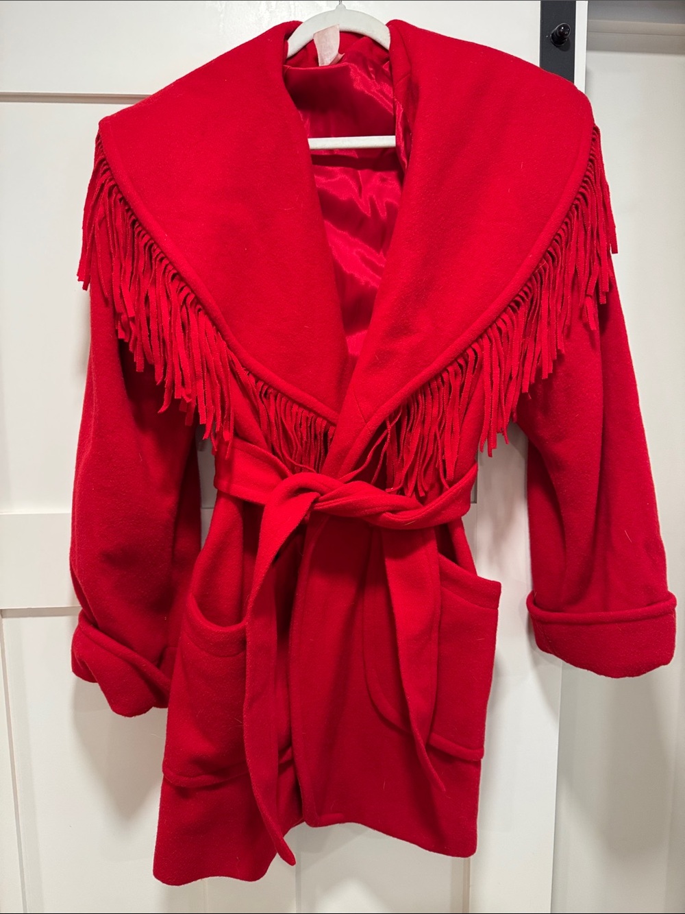 Speigel vintage size 8 Women's Red Fringe Belted Cape Coat